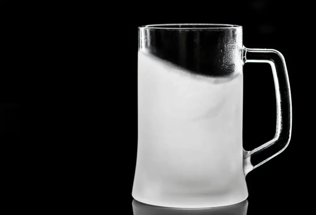 How to frost a mug?