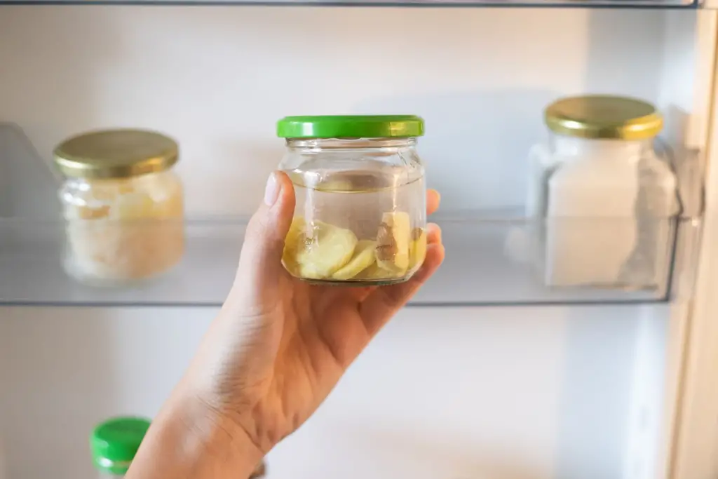 How to store ginger in freezer?